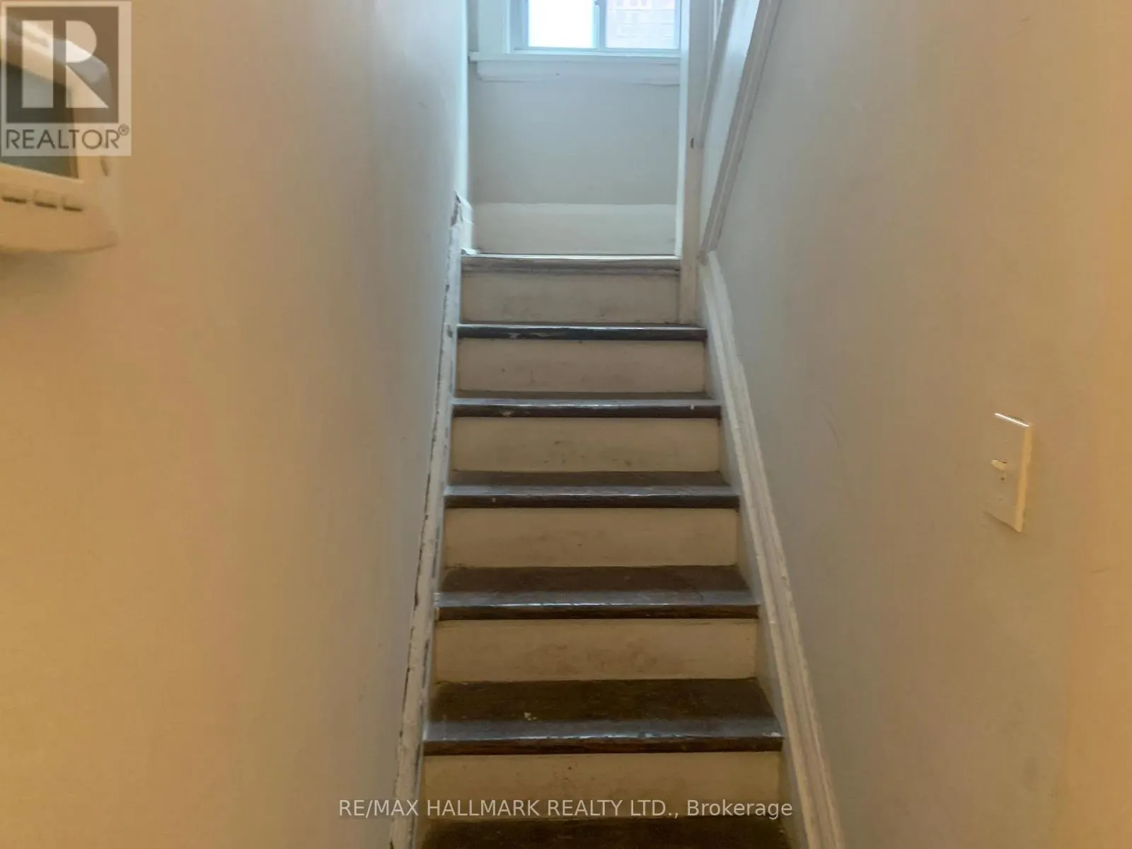 295 OLD WESTON ROAD