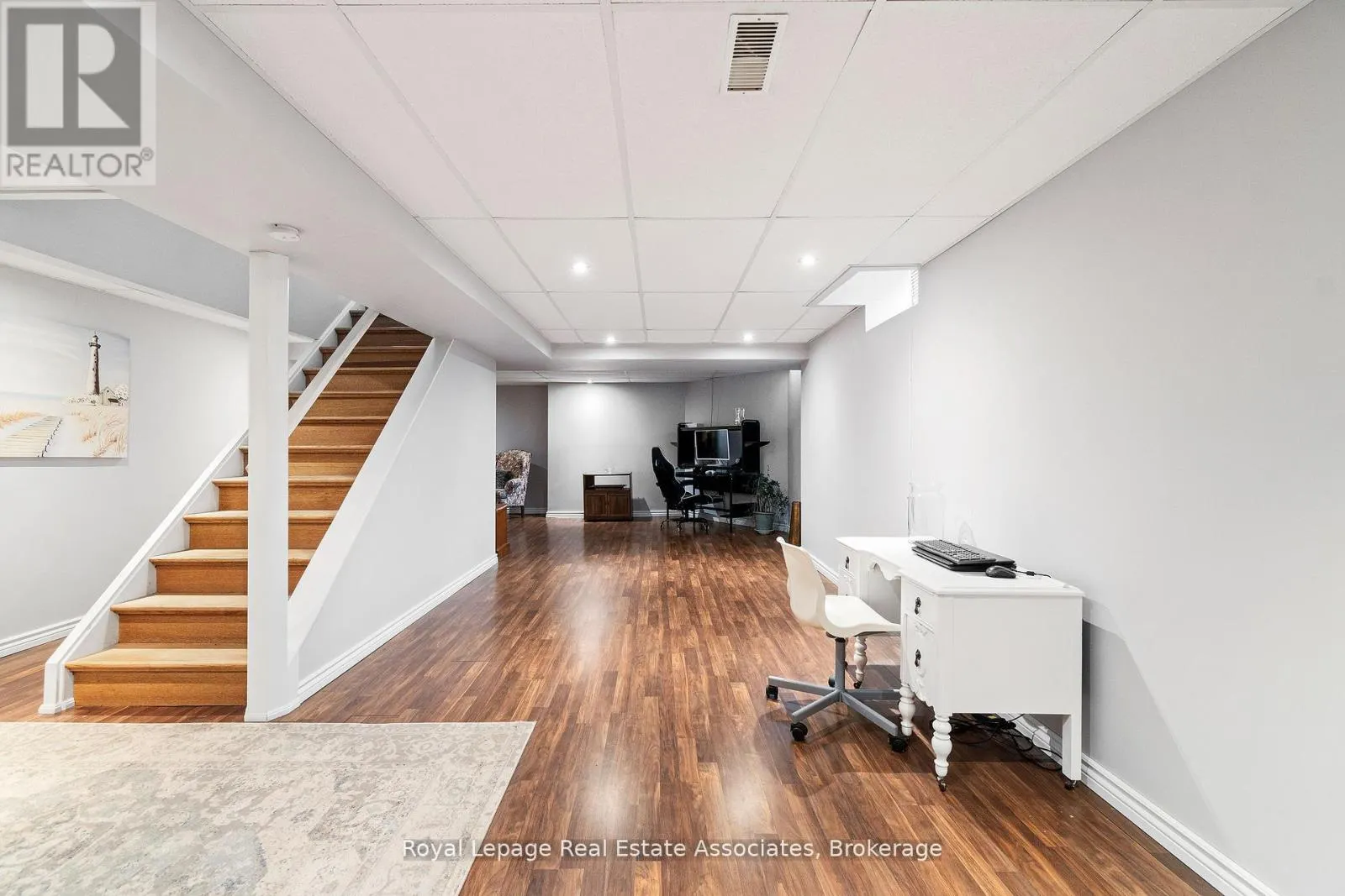 1 BROOKBANK COURT