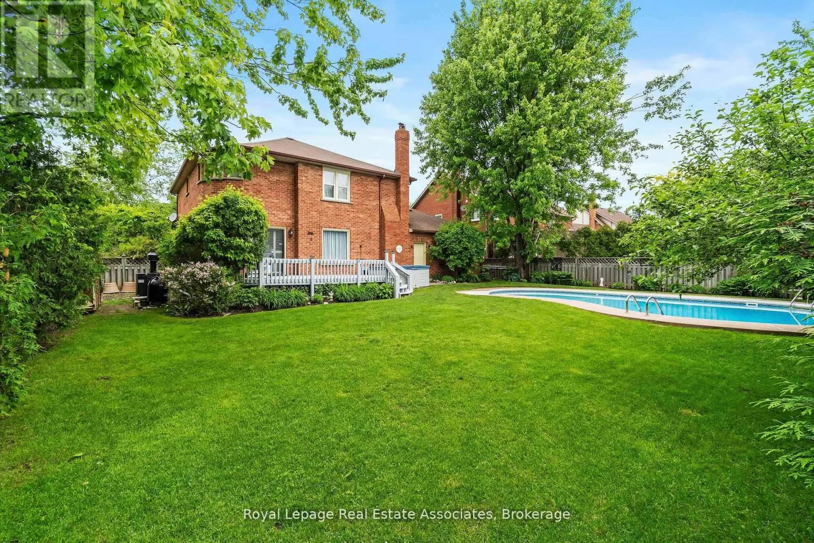 1 BROOKBANK COURT