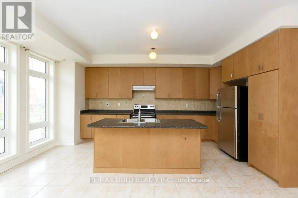 137 INSPIRE BOULEVARD