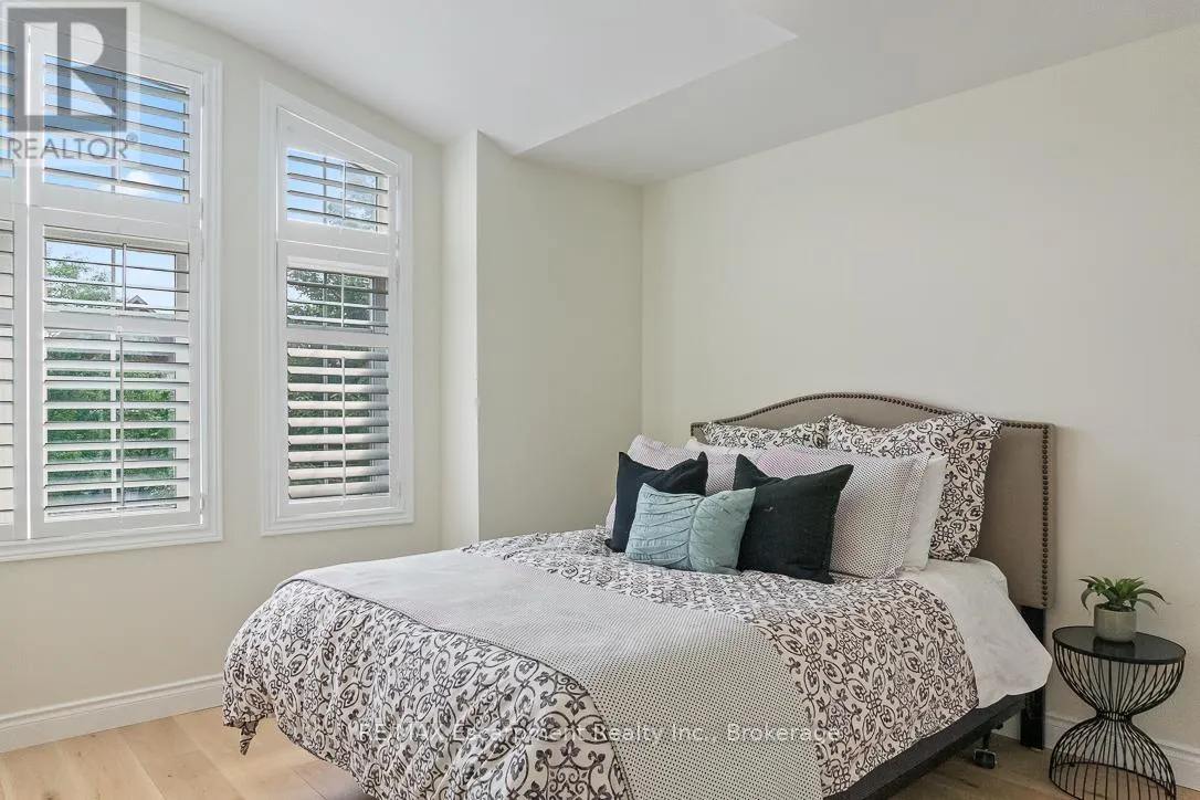 2301 BARONWOOD DRIVE