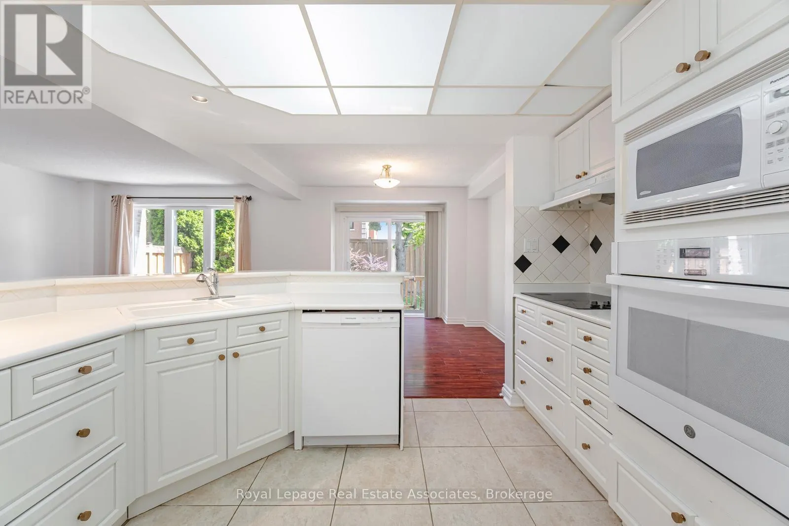 60 - 5480 GLEN ERIN DRIVE