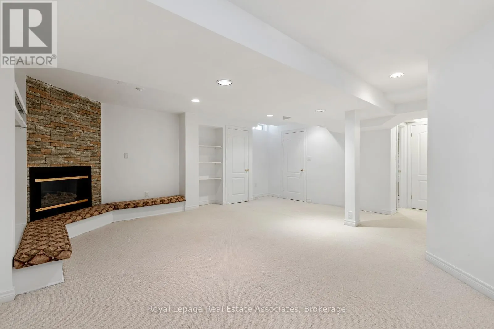 60 - 5480 GLEN ERIN DRIVE