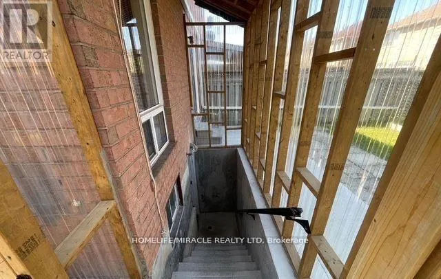 34 BRUNSWICK ST (BASEMENT) STREET