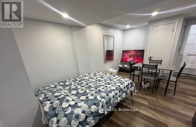34 BRUNSWICK ST (BASEMENT) STREET