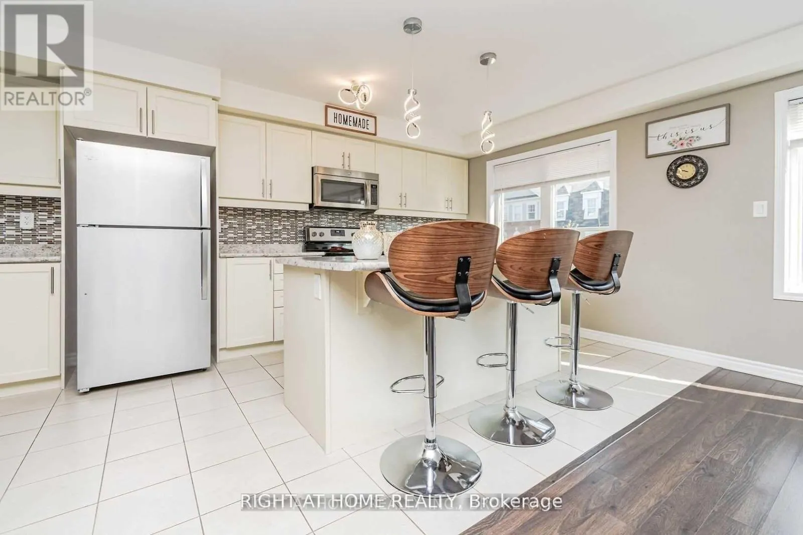 1631 LEBLANC COURT