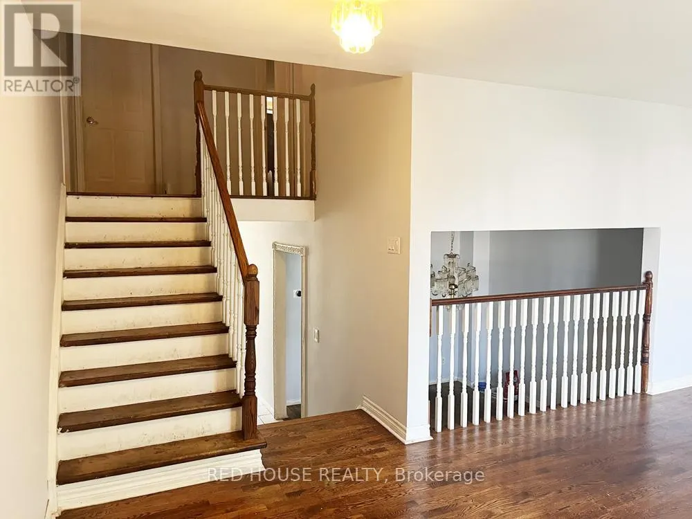 28 KAY DRIVE