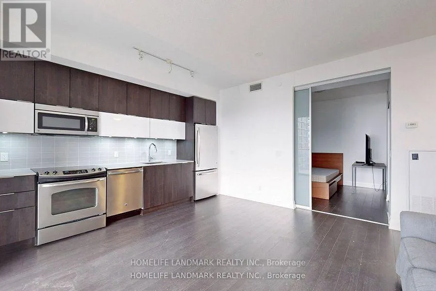 1702 - 56 ANNIE CRAIG DRIVE