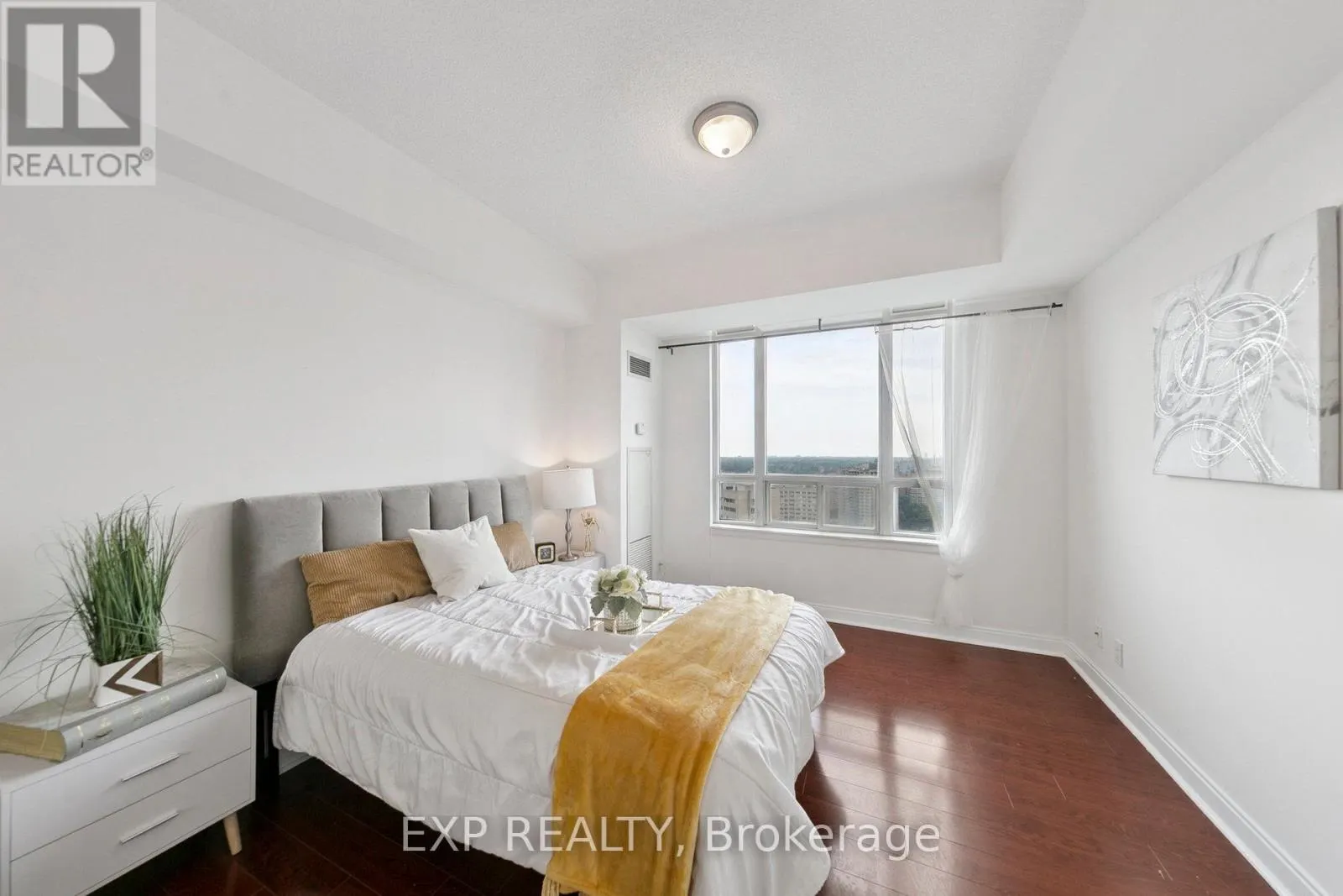2603 - 70 ABSOLUTE AVENUE