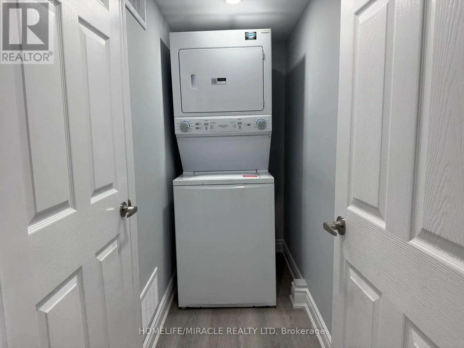 31 FLURRY CIRCLE