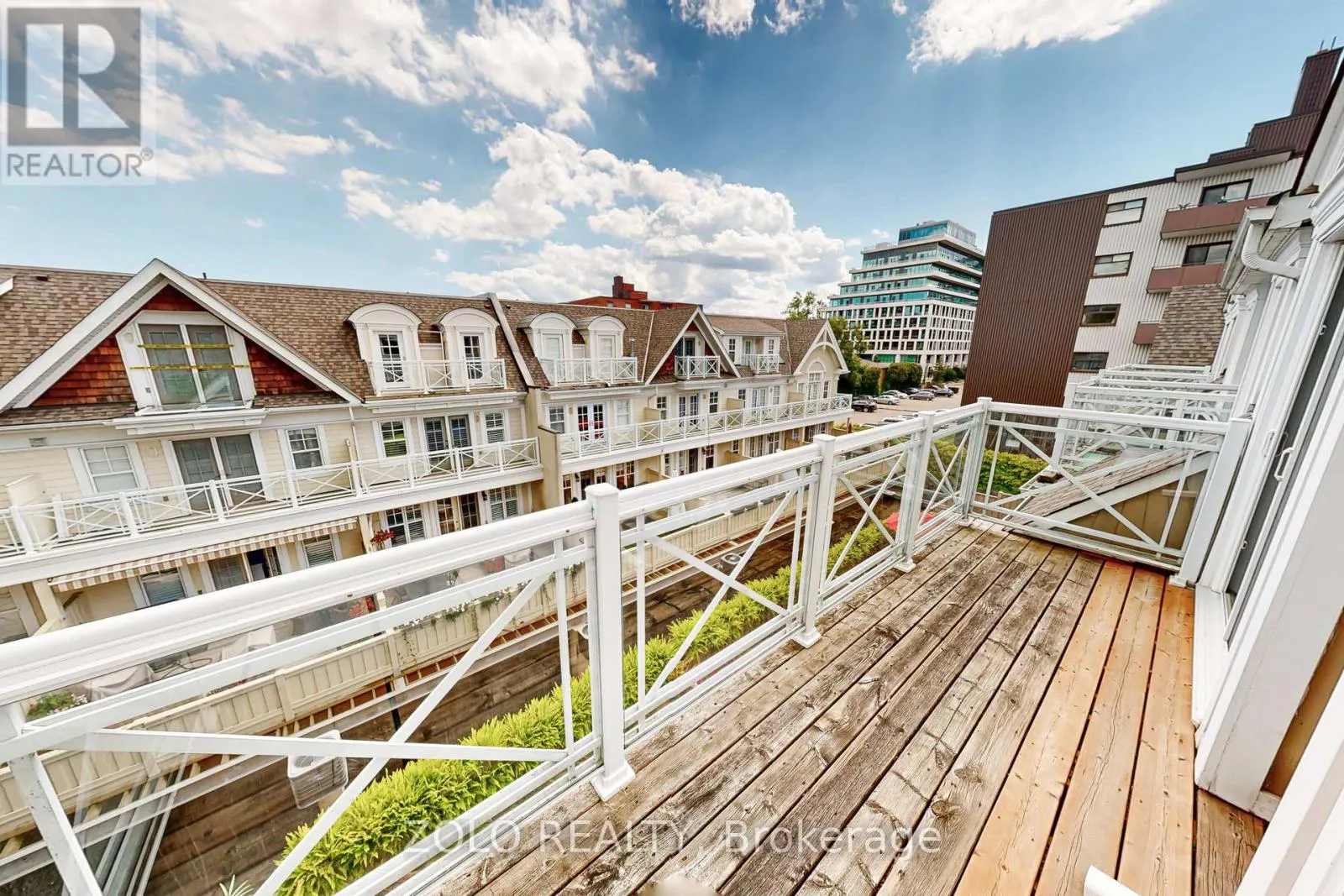 2372 MARINE DRIVE