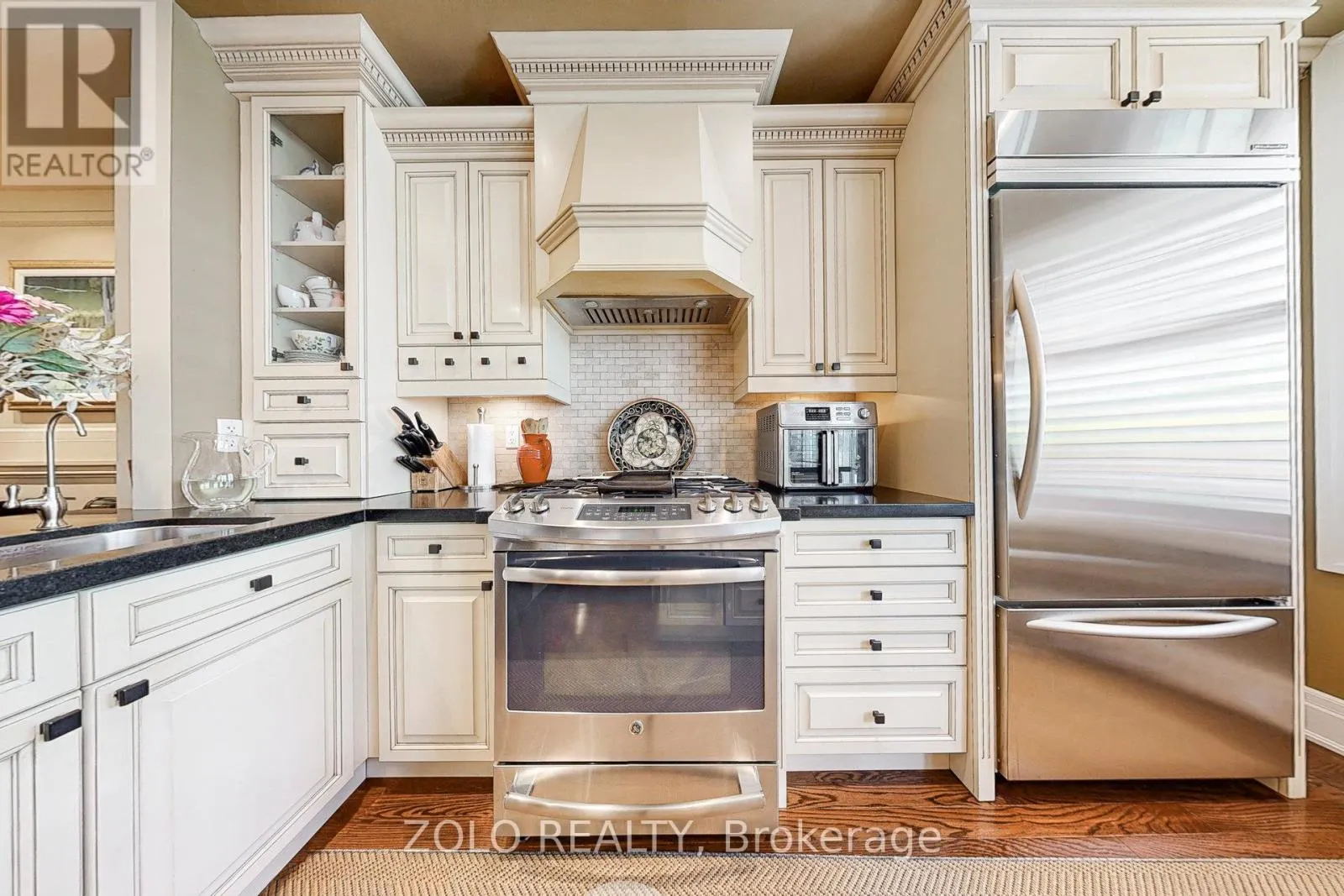2372 MARINE DRIVE