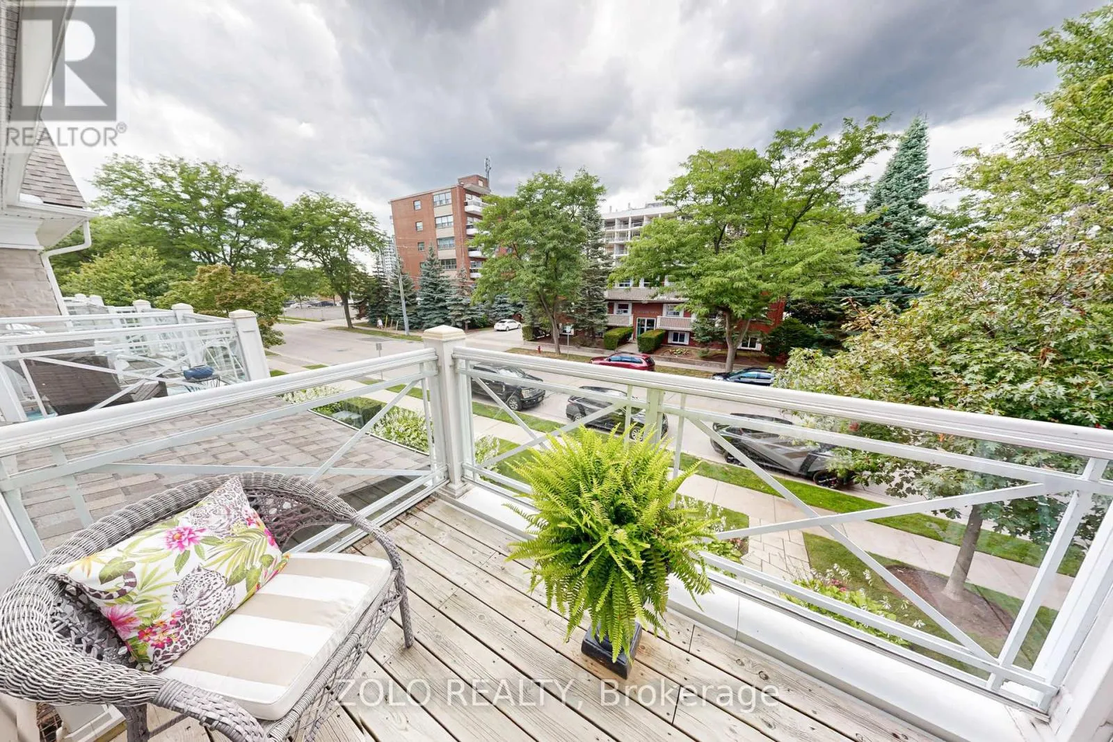 2372 MARINE DRIVE