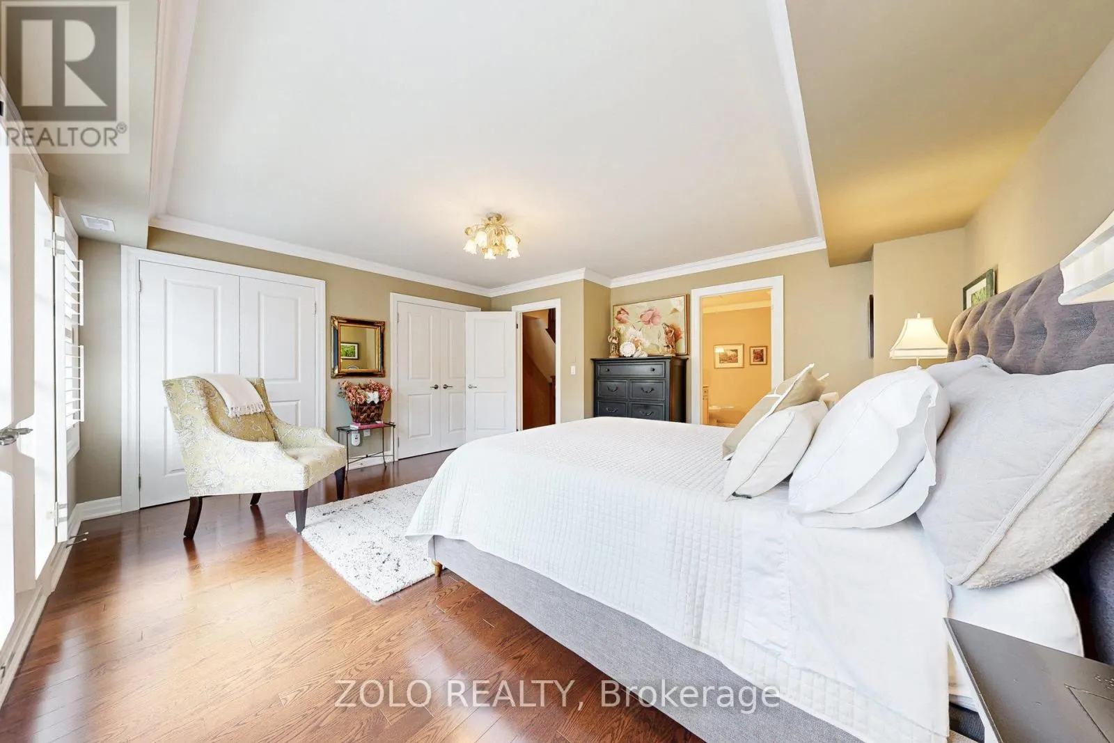 2372 MARINE DRIVE
