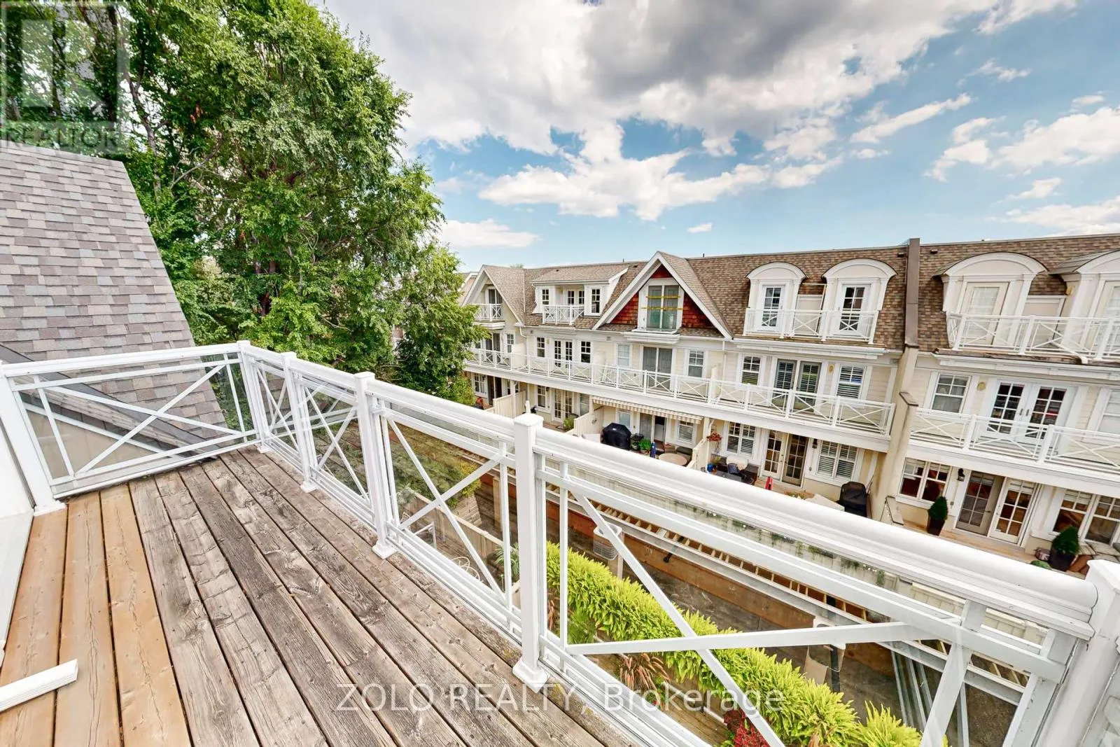 2372 MARINE DRIVE