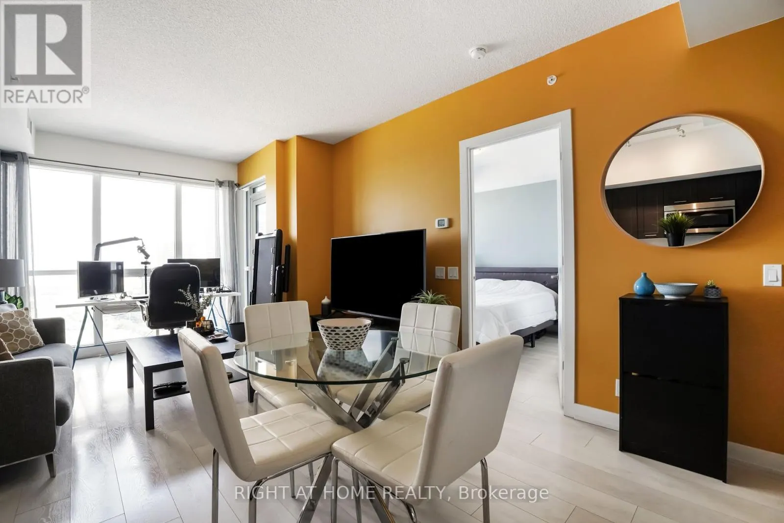 3106 - 2220 LAKESHORE BOULEVARD W