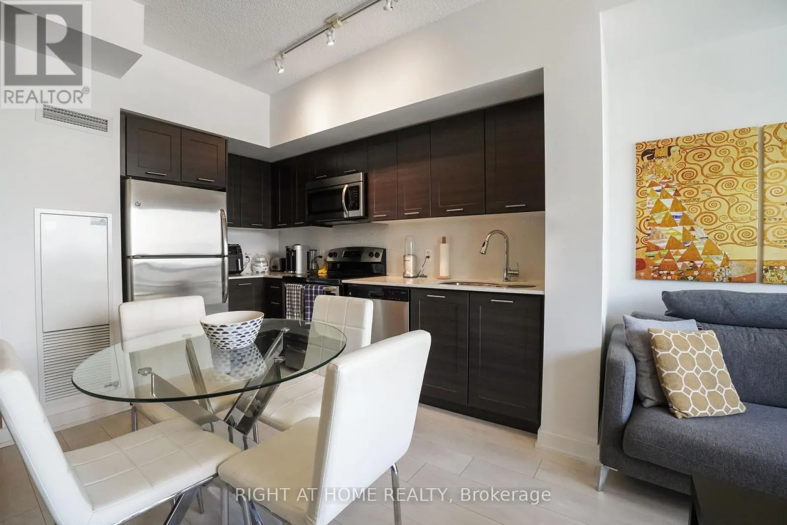 3106 - 2220 LAKESHORE BOULEVARD W