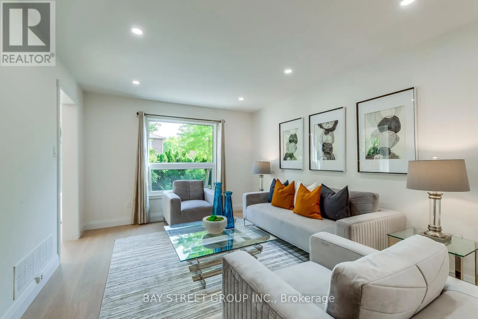 1369 BISHOPSTOKE WAY