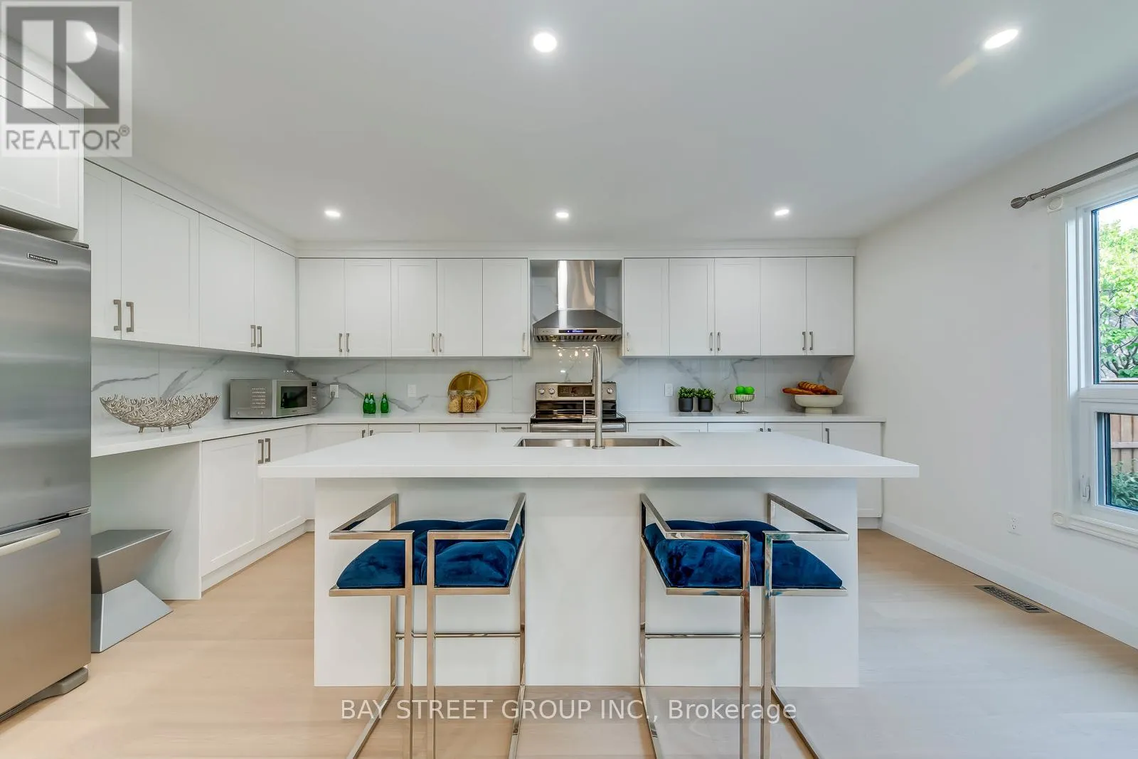 1369 BISHOPSTOKE WAY