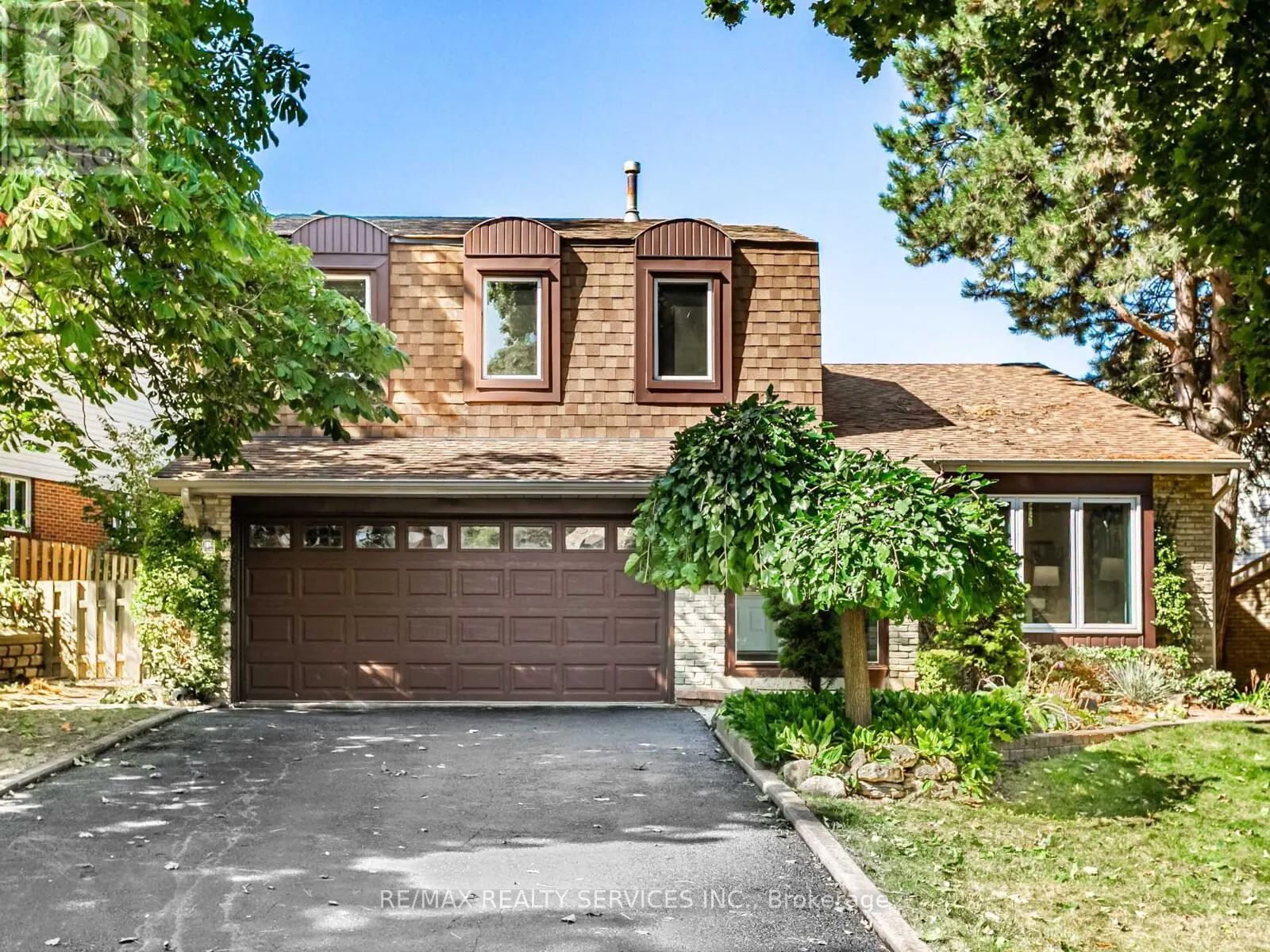 16 MARCHMOUNT CRESCENT