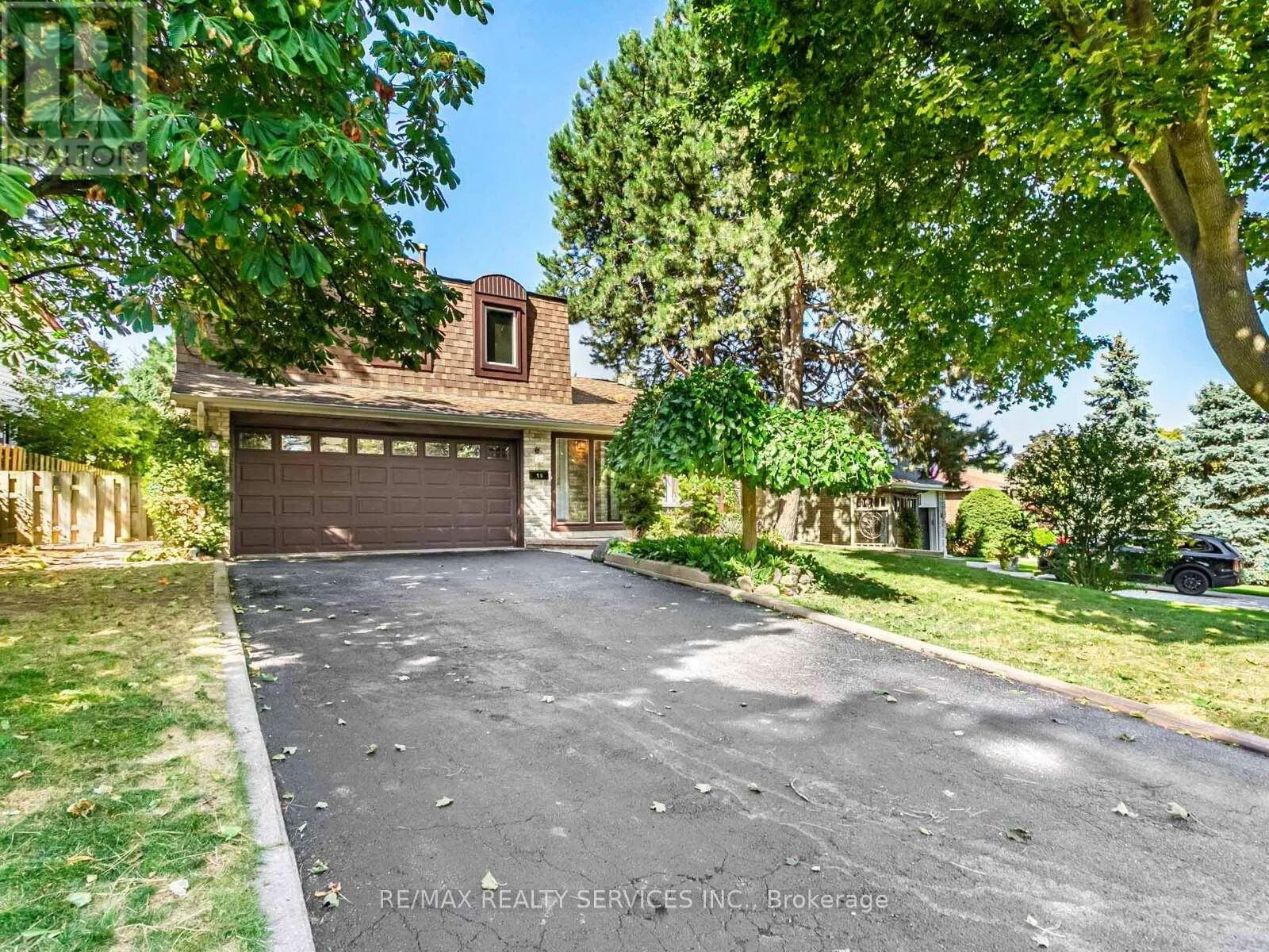 16 MARCHMOUNT CRESCENT