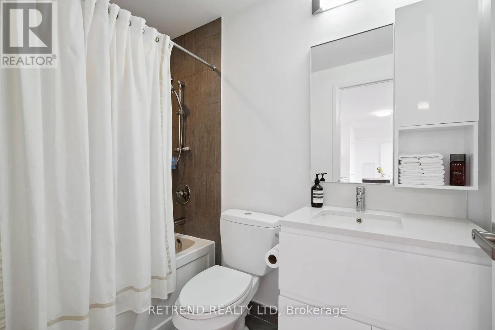 2403 - 36 PARK LAWN ROAD