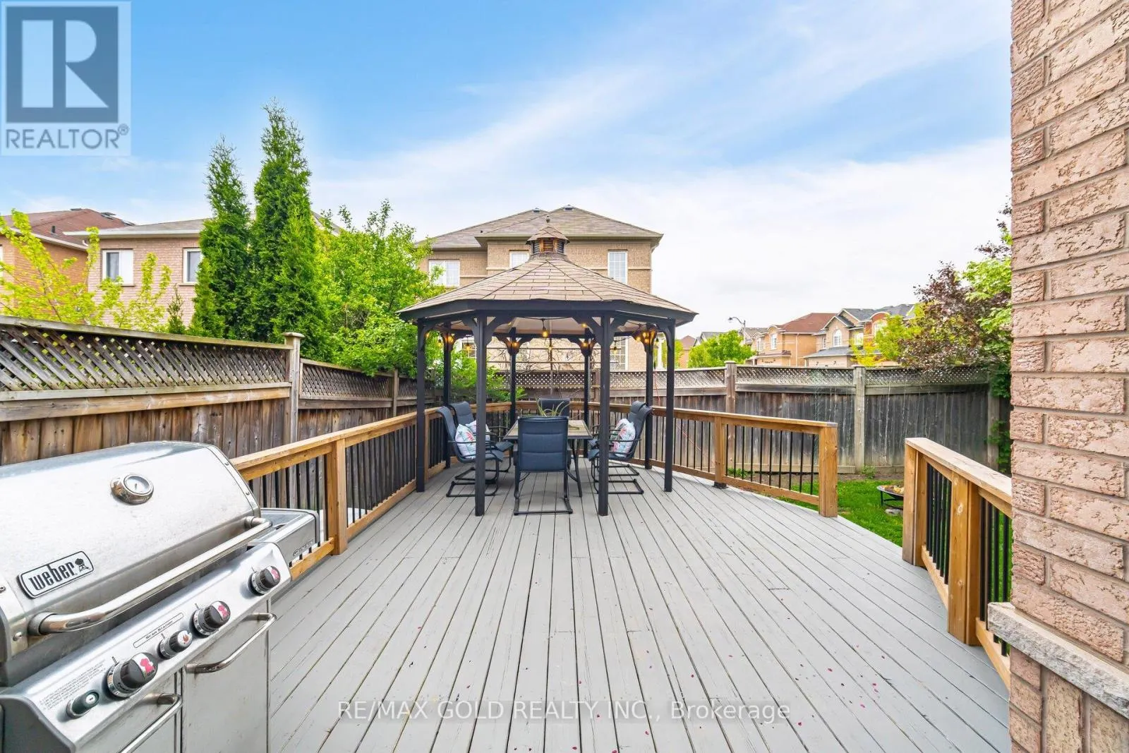 16 LARKBERRY ROAD