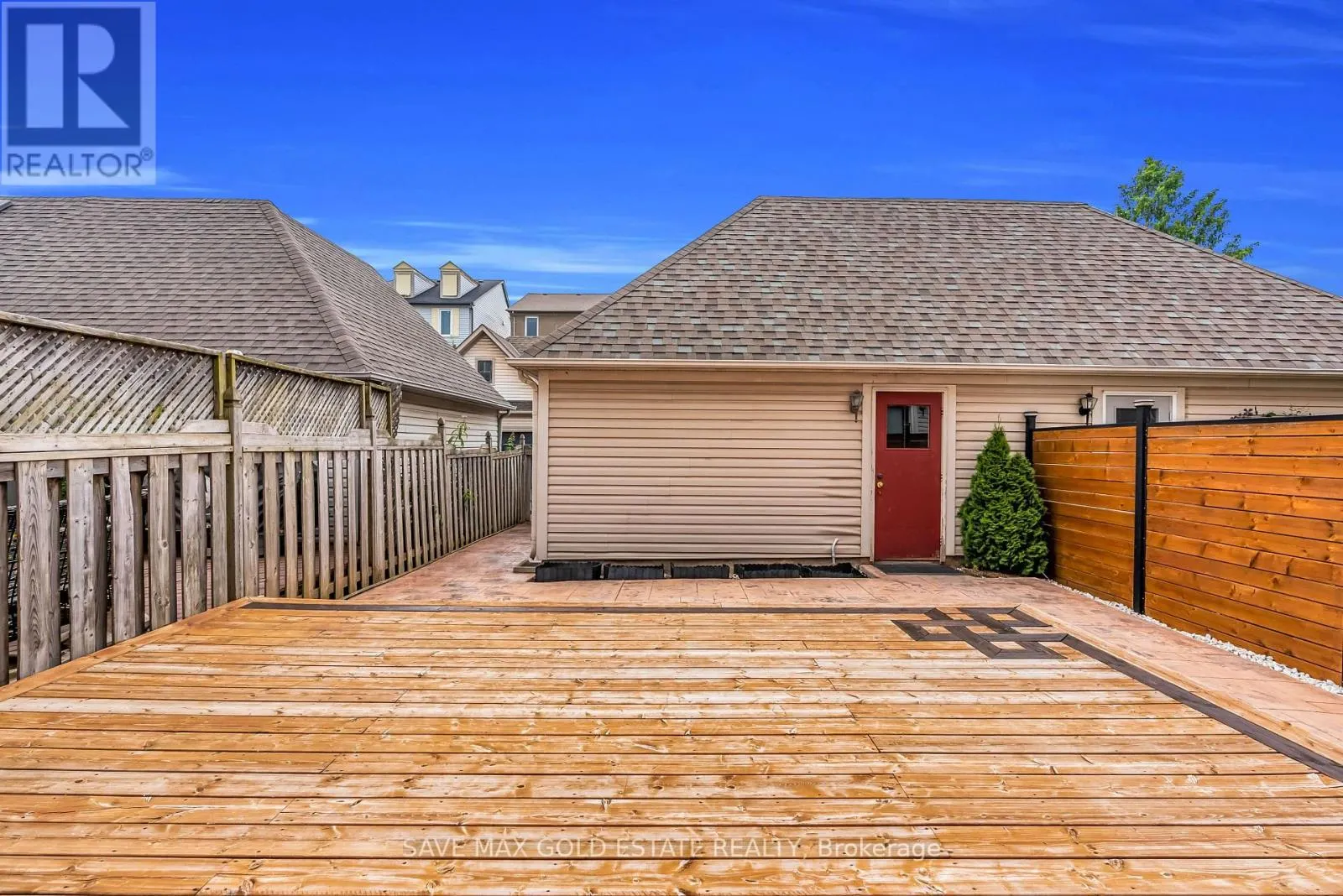 2259 MEADOWLAND DRIVE N