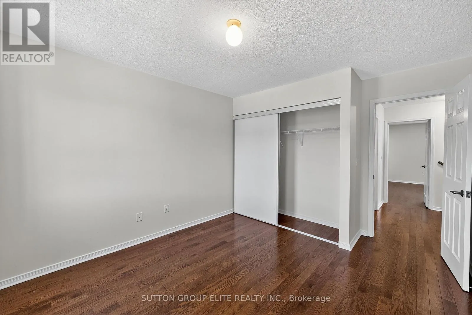 357 BUSSEL CRESCENT