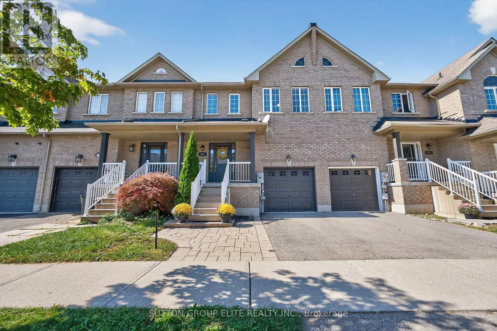 357 BUSSEL CRESCENT