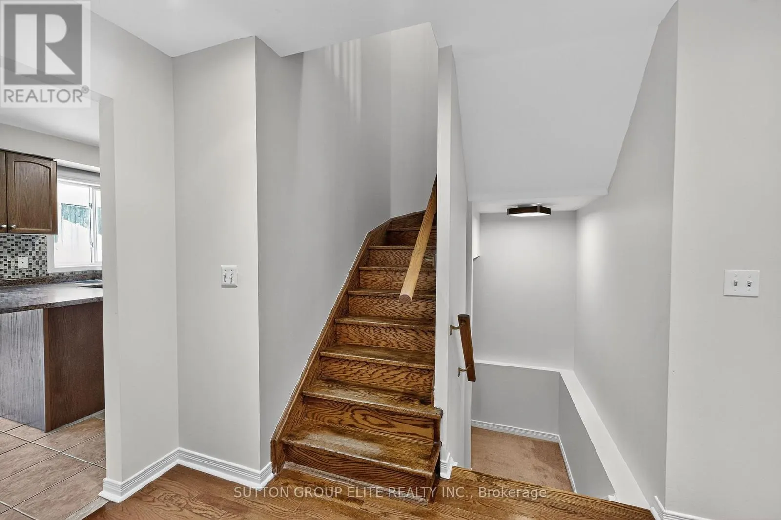 357 BUSSEL CRESCENT