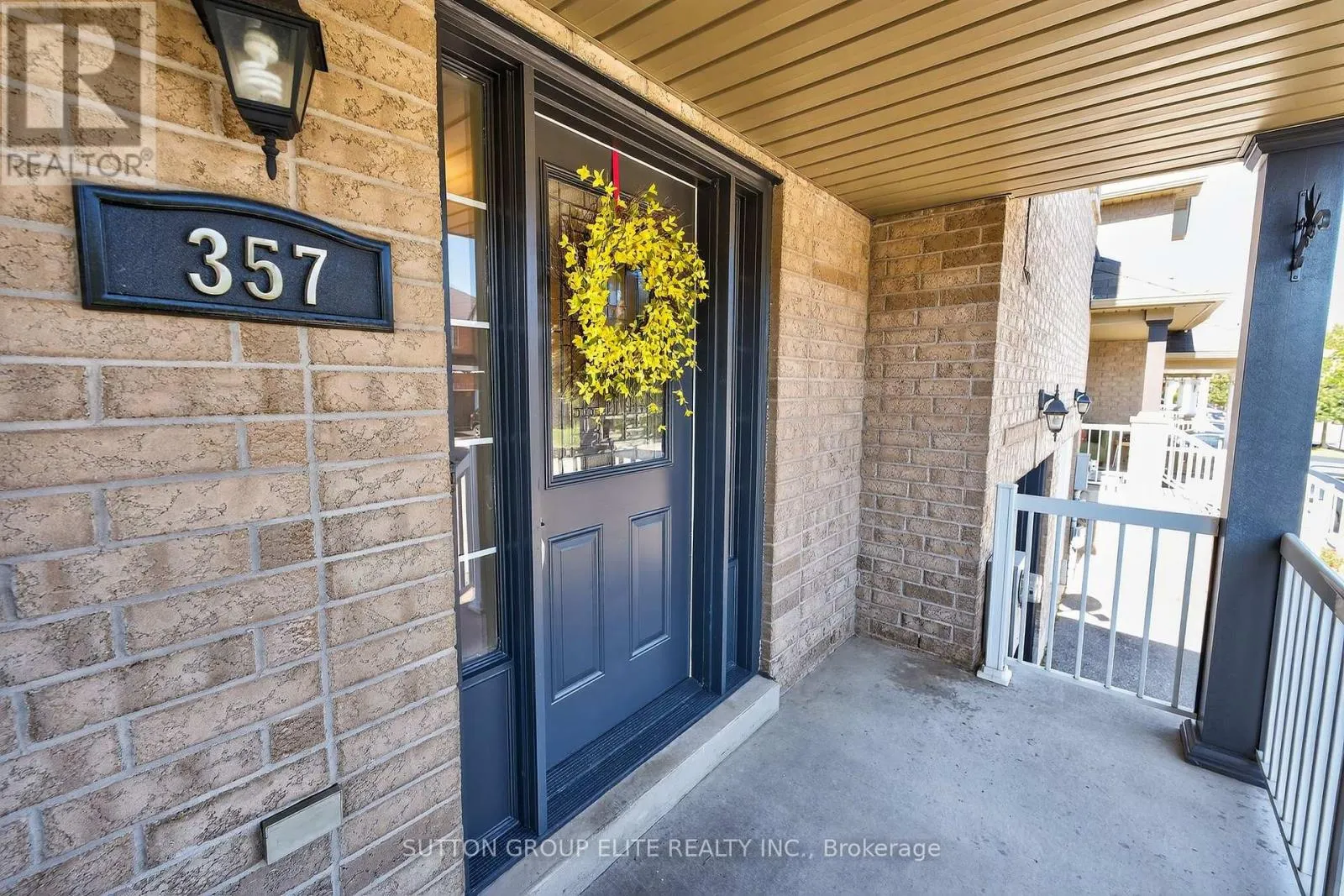 357 BUSSEL CRESCENT
