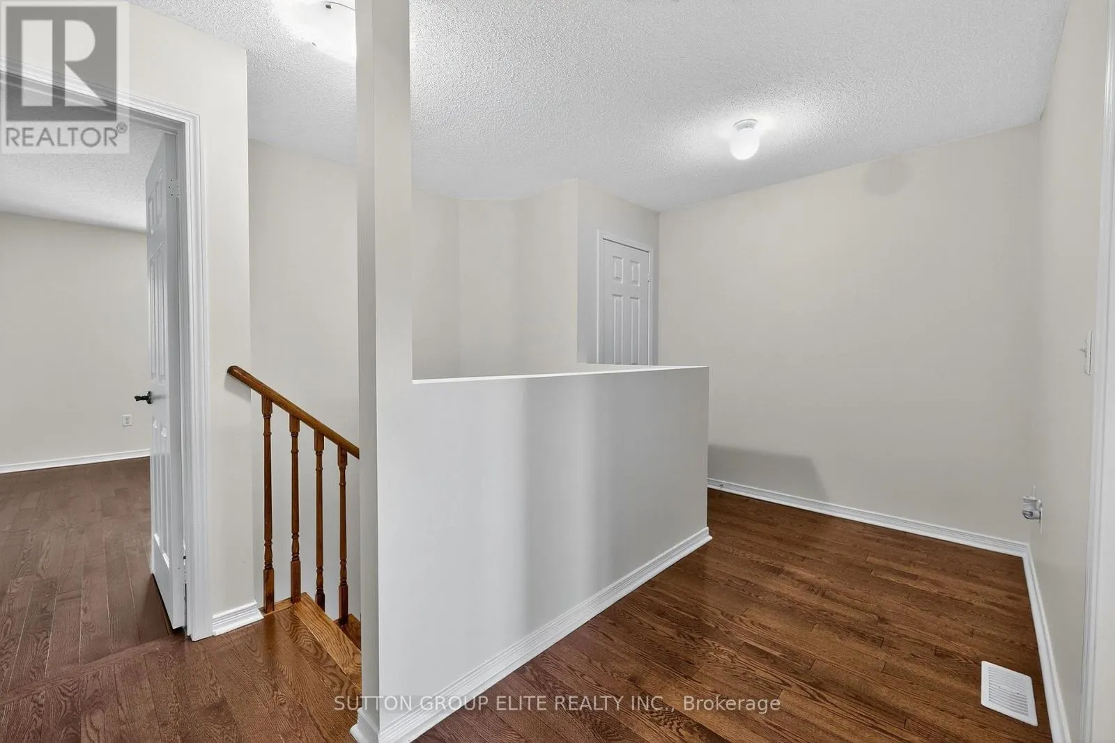 357 BUSSEL CRESCENT