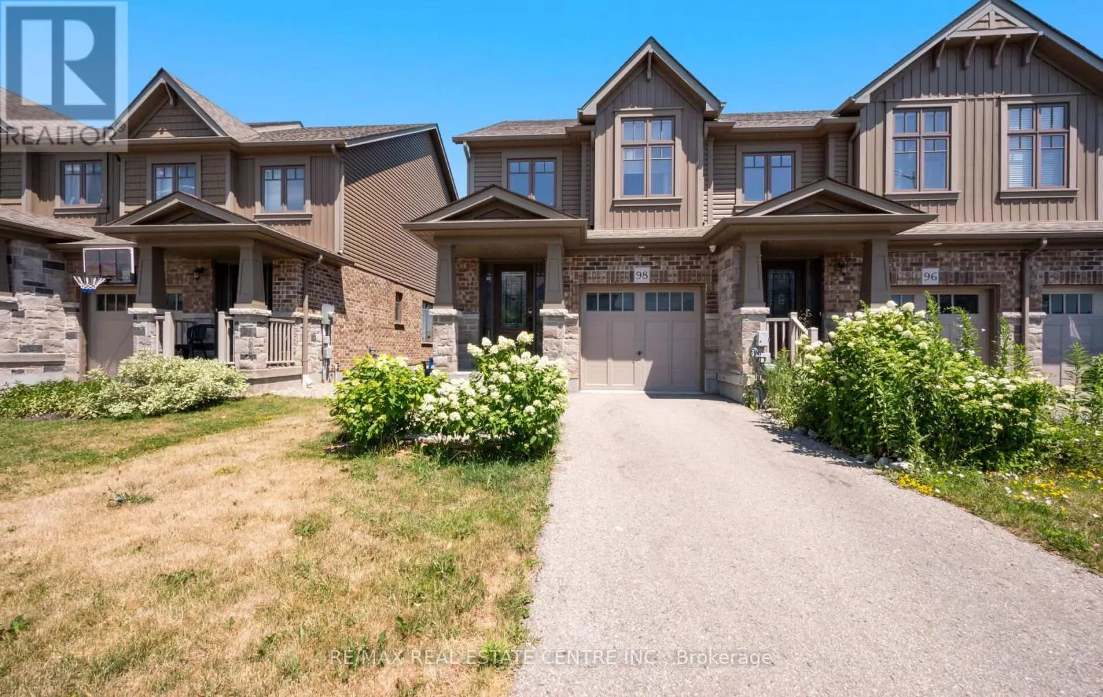 98 WINTERTON COURT