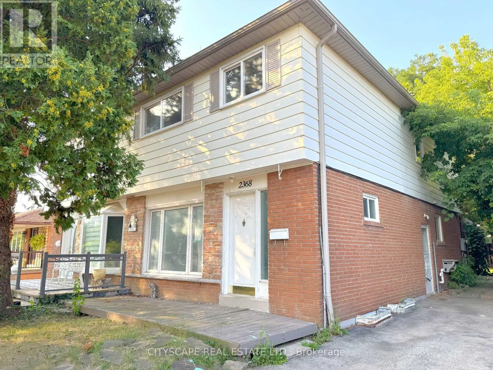2368 GARETH ROAD