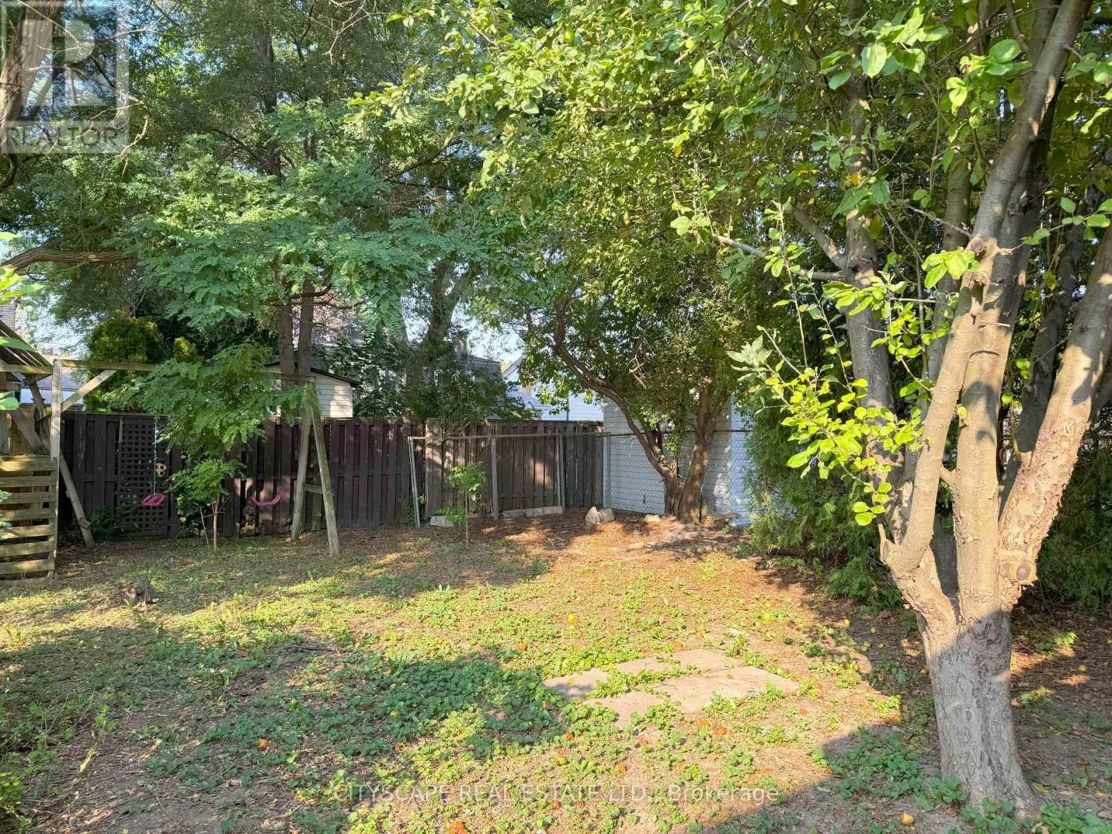2368 GARETH ROAD