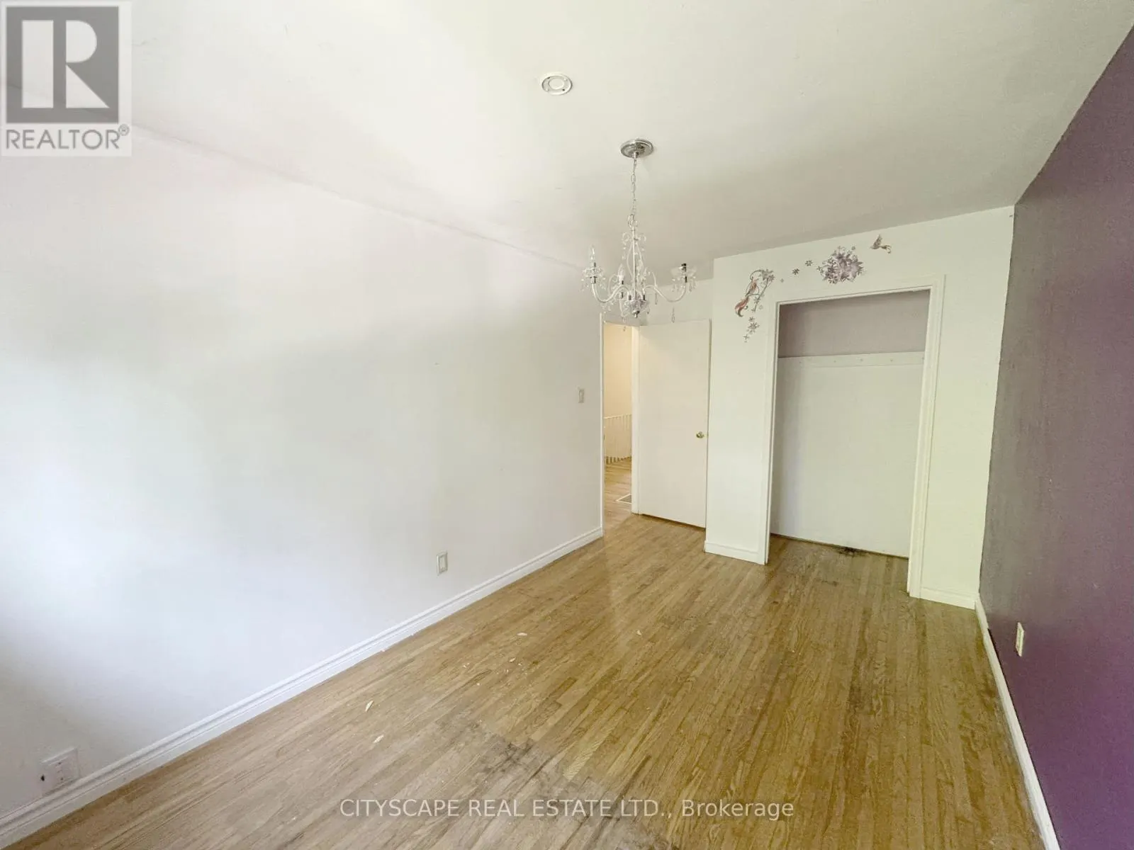 2368 GARETH ROAD