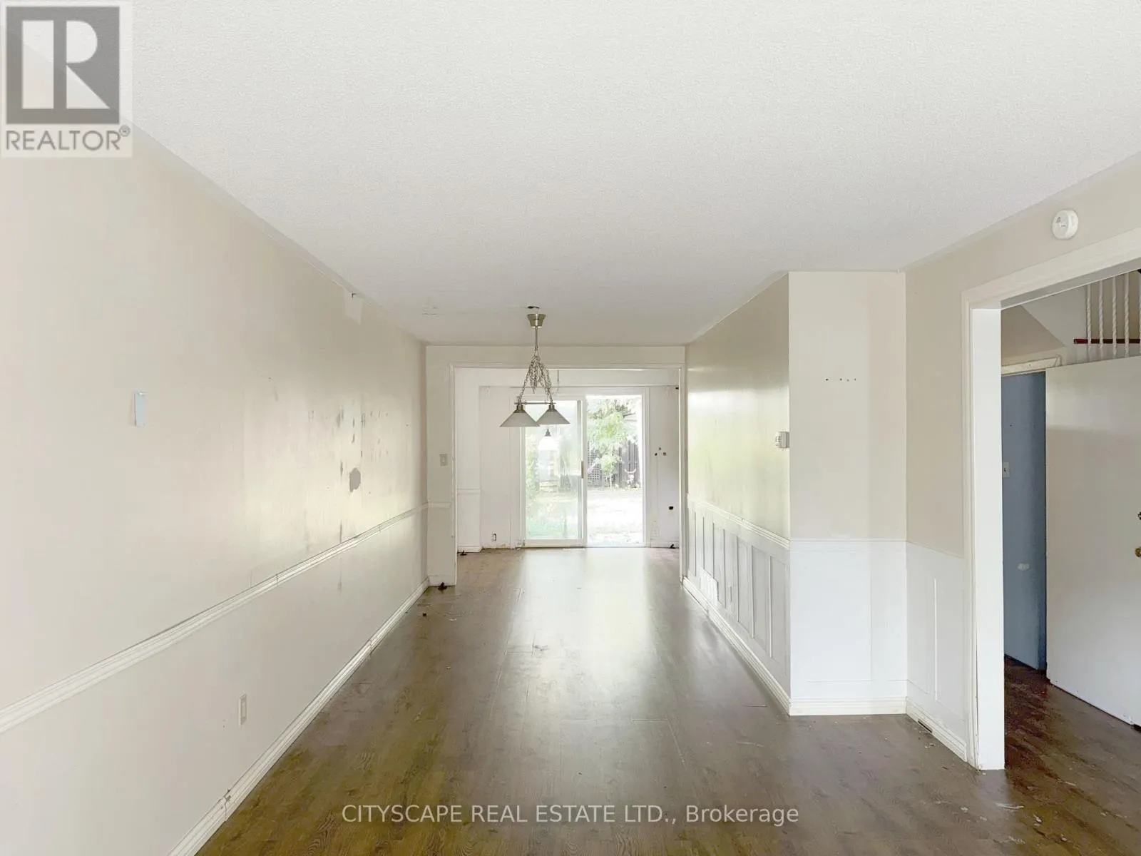 2368 GARETH ROAD