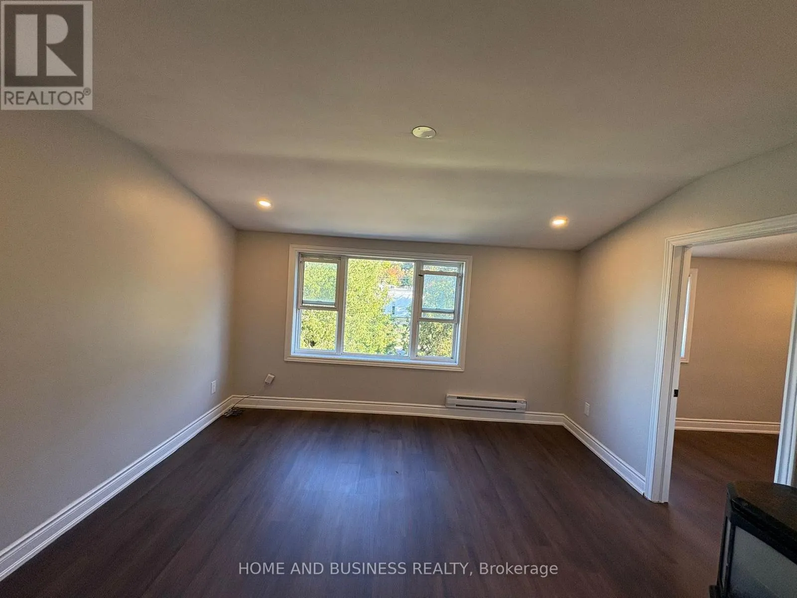 3 - 38 RIVER DRIVE
