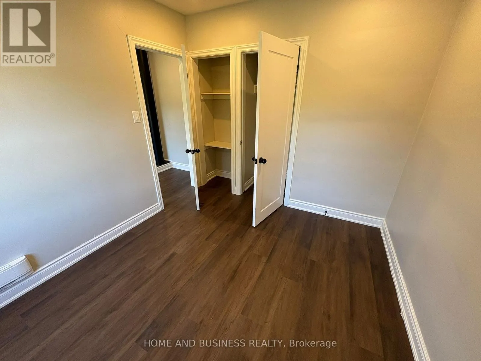 3 - 38 RIVER DRIVE