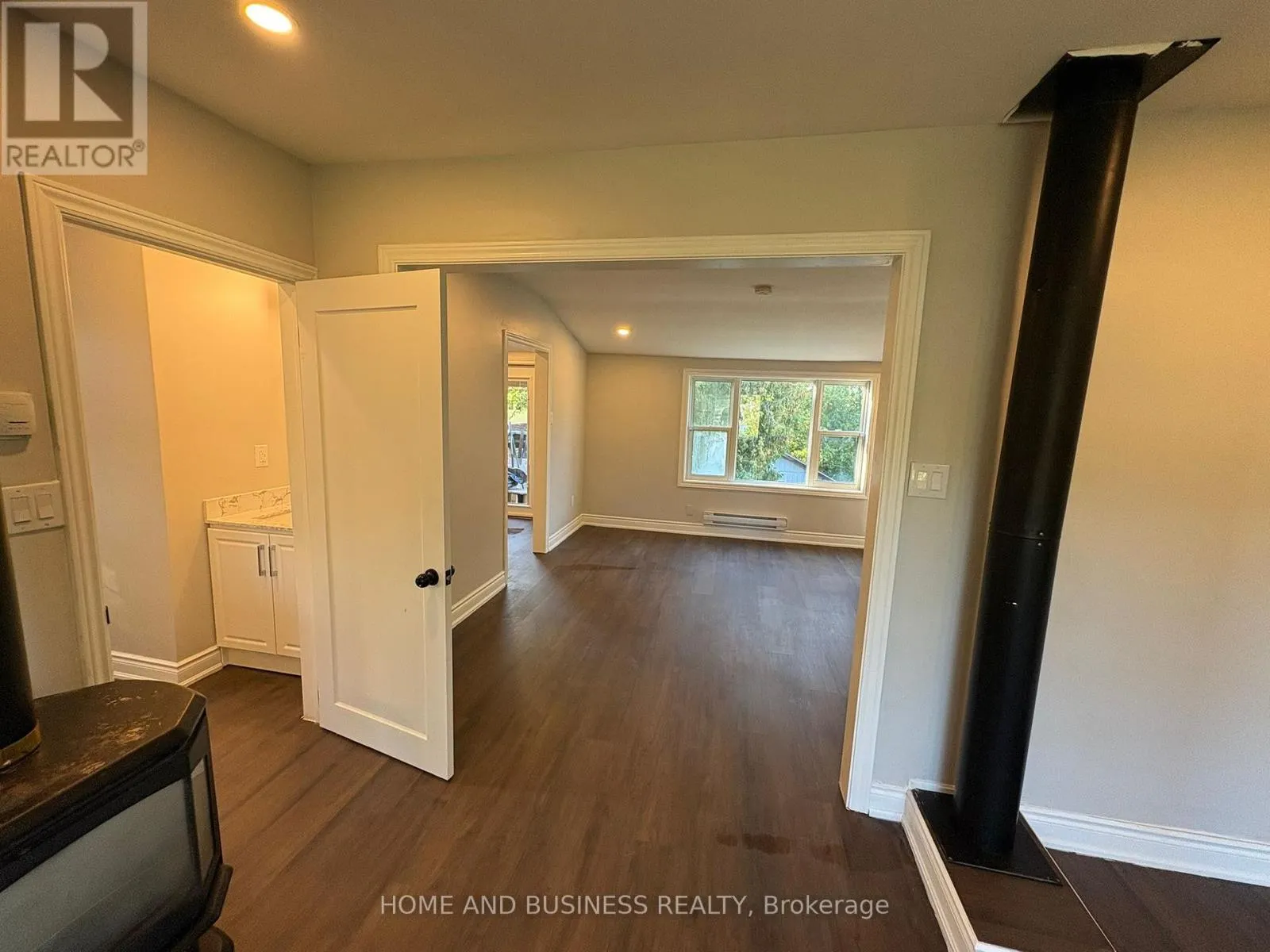 3 - 38 RIVER DRIVE