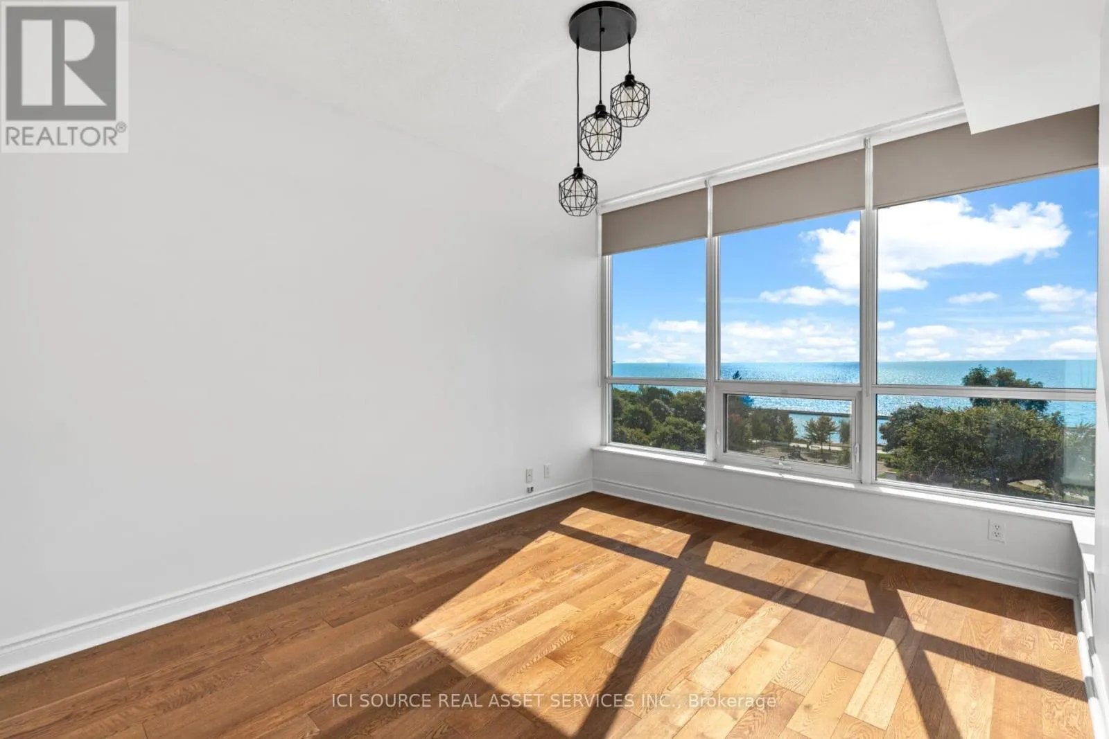 708 - 1910 LAKE SHORE BOULEVARD W