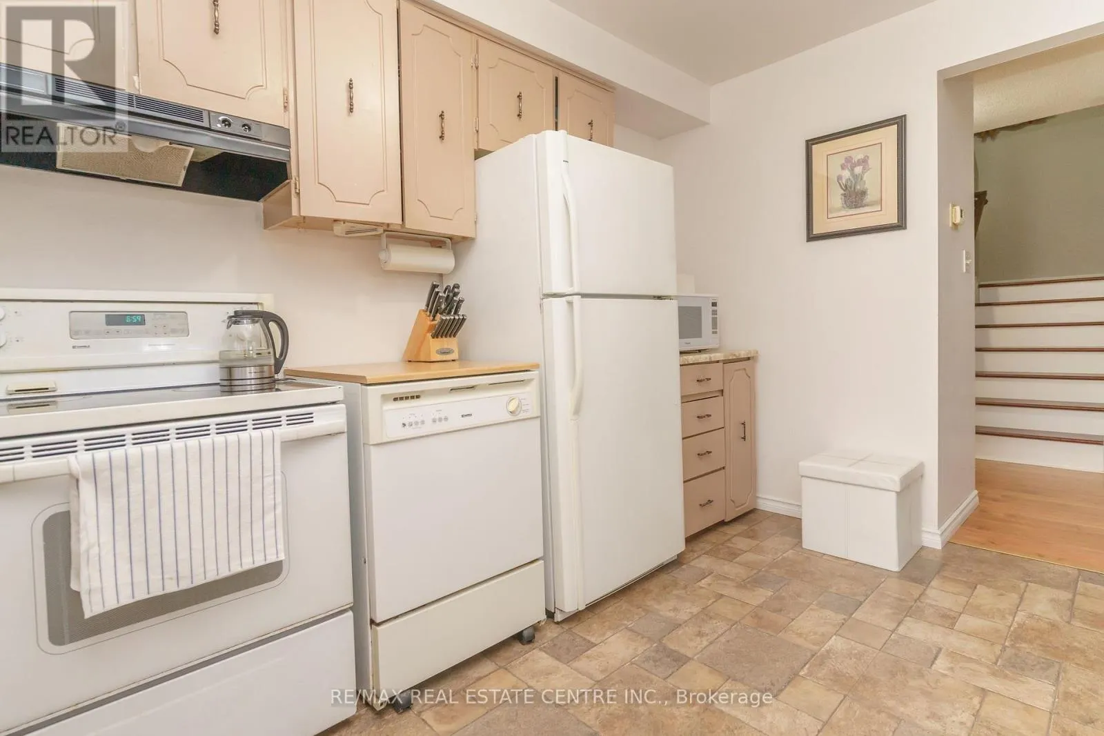 143 - 143 ASHTON CRESCENT