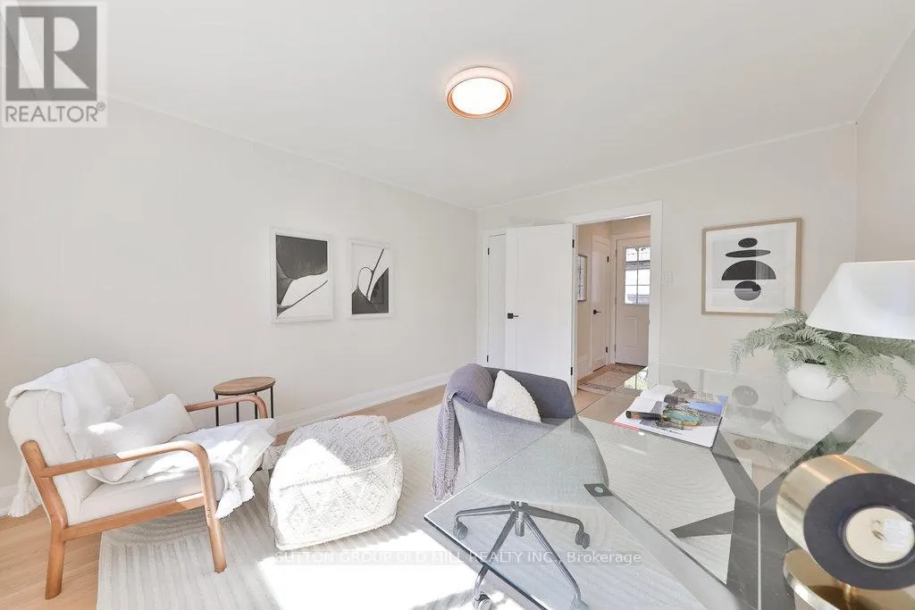 36 LAURELWOOD CRESCENT