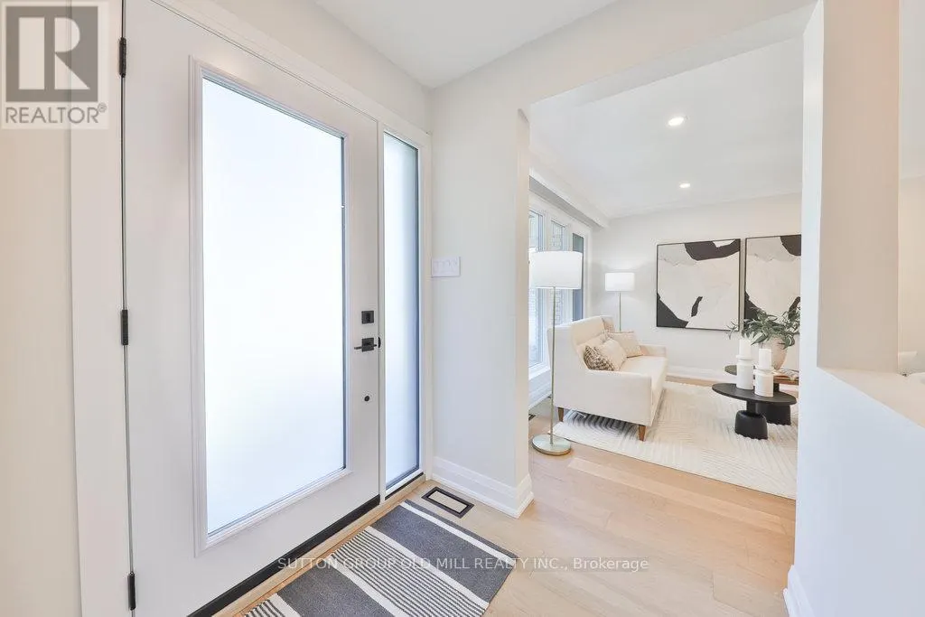 36 LAURELWOOD CRESCENT