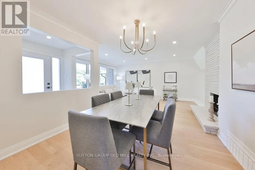 36 LAURELWOOD CRESCENT