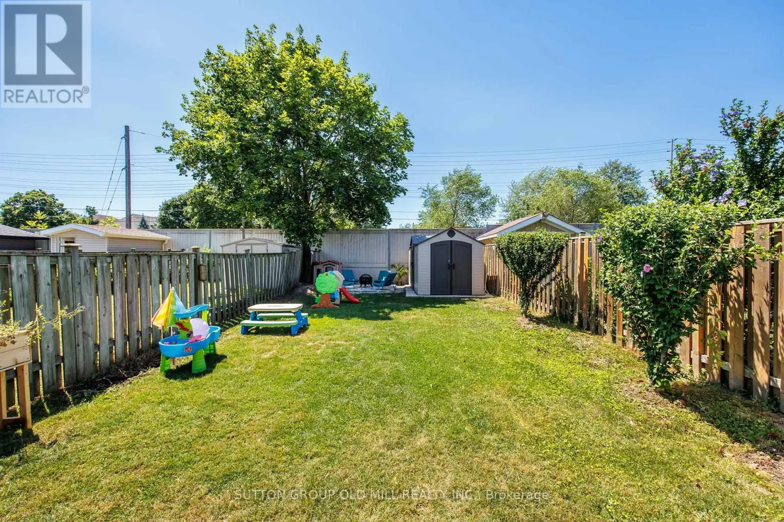 4336 LEE DRIVE