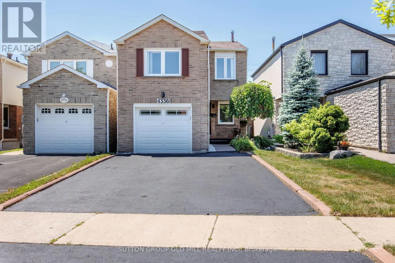 4336 LEE DRIVE