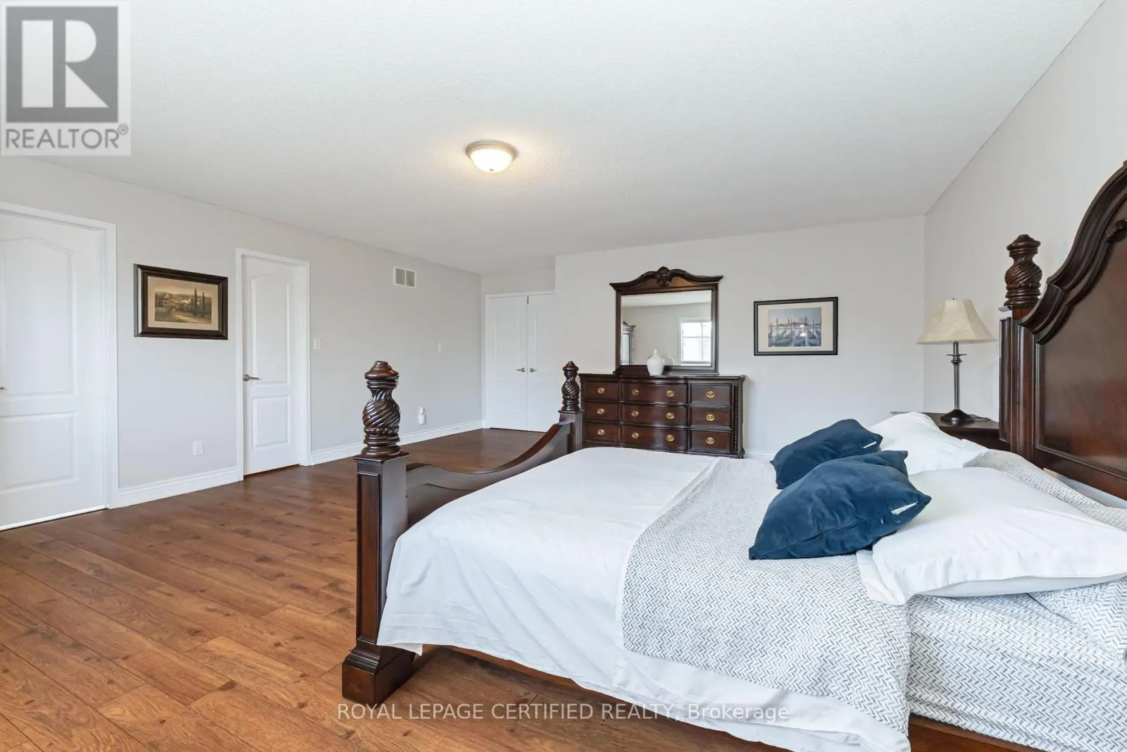 43 HEATHERDALE DRIVE