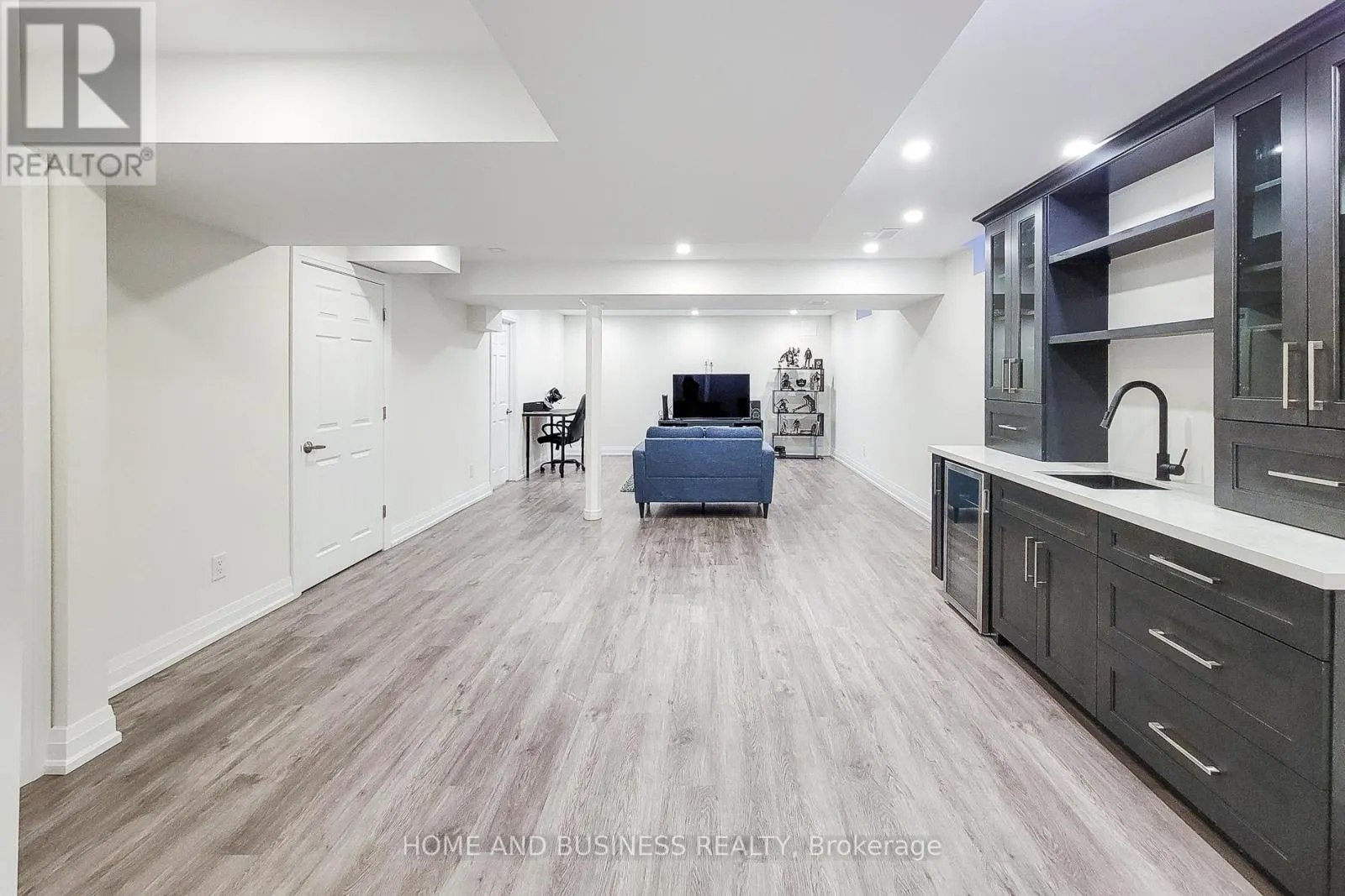 463 GRINDSTONE TRAIL